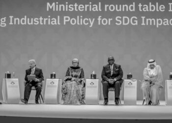 Forum Multilatéral sur la politique industrielle : Dre Diaka SIDIBE a pris part à une table ronde avec d’autres ministres africains  à Riyad