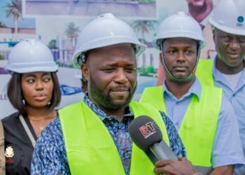 Nzérékoré : le Ministre de la Fonction Publique sur le chantier du centre de diagnostic avancé et cardiologie de CNSS