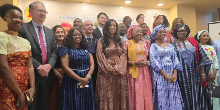 Violences basées sur le genre: la 3ème édition du Forum de la Jeune Fille Guinéenne a été lancée ce vendredi à Conakry