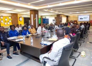 Conférences budgétaires : le Ministère du Budget et celui des Affaires Étrangères ont entamé la défense de leurs avant-projets de budget 2025 devant les commissions