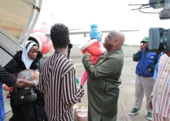 Retour volontaire:   133 migrants guinéens vivant en Algérie ont regagné Conakry ce jeudi