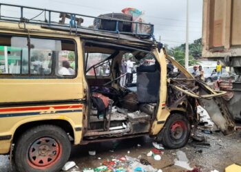   Conakry : trois  (03) personnes sont mortes dans un accident ce vendredi à Sangoyah.