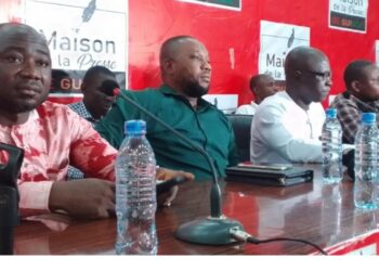 Conakry: le FNDT du Ministre Bogola demande  Mamadi Doumbouya de  reconsidérer  sa position et de se porter CANDIDAT à la future élection présidentielle ( déclaration)