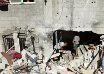 Guerre à Gaza :  73 personnes sont mortes suite à une frappe israélienne dans le nord, selon la Défense civile de Gaza  