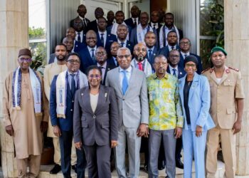 Guinée :  les 19 lauréats du 22ème Concours d’Agrégation du CAMES ont été reçus à la Primature par le Premier ministre