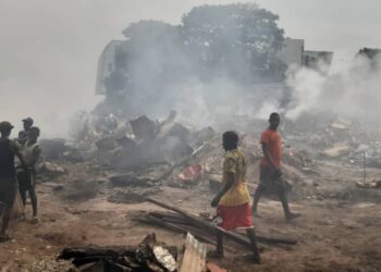 Kaloum : Déguerpissements à Téminataye Kouléwondy, des cabarets brûlés 