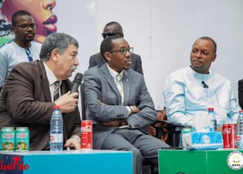 Conakry : Rencontre entre le Ministère de l’Énergie, de l’Hydraulique et des Hydrocarbures, la Direction Générale d&rsquo;EDG, les Cadres et Étudiants de l&rsquo;Université Koffi Annan sur la problématique de l&rsquo;électricité en Guinée