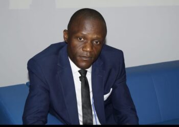 Guinée/Conakry: UN ENSEMBLE DE CRISES À RÉSOUDRE D’URGENCE ( Par TELLIANO Alphonse)
