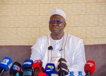 Promotion de la paix Guinée : Docteur Sékou Koureissy CONDE aux guinéens, «sortez de la conflictualité, de la méfiance, de la négativité et allez dans la bienveillance …»