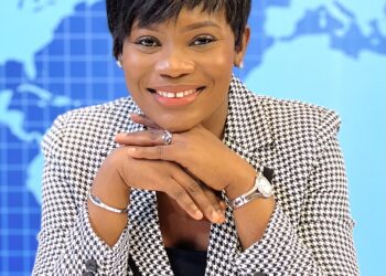 Guinée : La présentatrice du journal télévisé à la RTG Kadiatou Kaba est nommée directrice générale adjointe de la Bibliothèque nationale de Guinée (Décret)