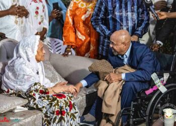 Mohamed Touré libéré a regagné Conakry : Retrouvailles entre une mère et son fils après 7 ans  