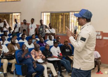 Faranah : le Ministre Alpha Bacar Barry a échangé avec les étudiants de l&rsquo;Institut Supérieur Agronomique et Vétérinaire sur le Programme Simandou 2040