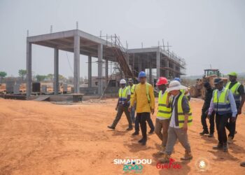 Immersion Gouvernementale en Haute Guinée : Bientôt l’électrification de la ville de Kouroussa