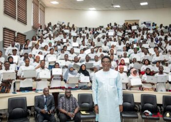 Guinée/ Enseignement Supérieur : lancement de  la Plateforme Unique (PLUDOC)  avec plus de 2 millions d’ouvrages accessibles en ligne