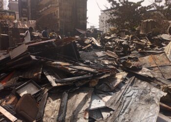 Incendie à Kaloum : Pas de perte en vies humaines, mais d&rsquo;importants dégâts matériels 