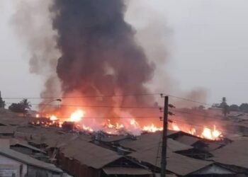 Dabondy: Plusieurs ateliers de menuiserie ont  été reduits en cendre dans un incendie