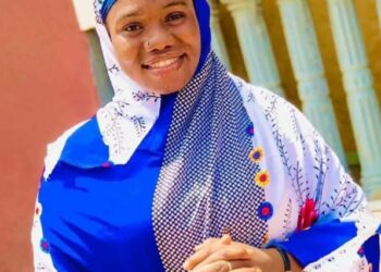 Conakry : L’inspectrice des Douanes a été assinée par des inconnus à son domicile ( source kalenews.org)