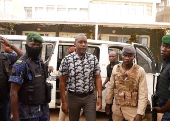 Procès en appel de Aliou BAH à la Cour d’Appel de Conakry : Les avocats de la défense demandent une relaxe pure et simple de son client