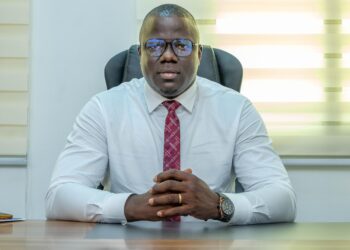 Opinion: Guinée, l’heure du devoir  (Par Christian Desco Condé)