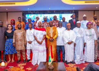Conakry : Fin des travaux de la revue annuelle des portefeuilles actifs des projets d’investissements publics  avec une note de satisfaction  