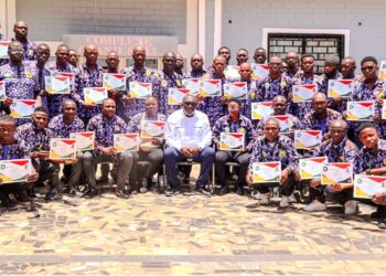 Kindia: Remise de diplômes de la Licence D CAF aux éducateurs de football
