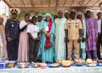 Lancement de la 2ème édition de la Foire Agricole de Koundara: Le Premier Ministre rassure les groupements des femmes et jeunes le gouvernement est disposé à investir près de 500 milliards de francs guinéens