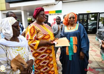 Ministère de la Promotion féminine: la Ministre a procédé à la remise de véhicules de service aux inspecteurs régionaux