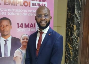 Eric Korka Bah aux jeunes demandeurs d’emploi,  » Dans le marché de l’emploi c&rsquo;est d&rsquo;aller dans les agences de l&rsquo;Etat ou dans les agences privées pour se faire accompagner…. »