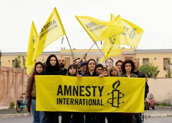 La Russie interdit les activités de l’ONG Amnesty International sur son territoire