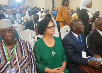 Forum sur l’avenir de la presse: Les professionnels des médias engagés à redonner du sang neuf à l&rsquo;exercice du journalisme en Guinée 