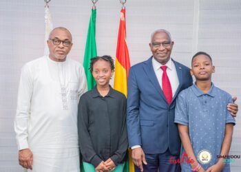 Primature: Les deux champions du monde en dictée ont été reçus en audience par le Premier ministre