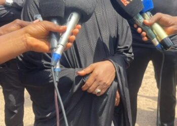 Affaire des 416 pèlerins escroqués en Guinée : Le TPI de Mafanco a démenti les rumeurs sur la libération de Dame Hadja Fatoumata Domani KONATE (Communiqué)