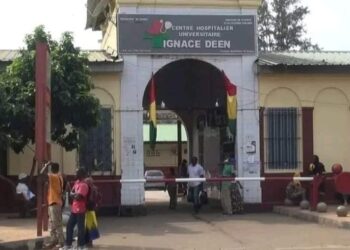 Conakry: Un jeune homme a subitement trouvé la mort devant l&rsquo;hôpital Ignace Deen
