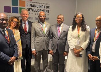 Espagne: La délégation guinéenne présente au Forum pour le financement du développement économique a rencontré la Banque Européenne d’investissement