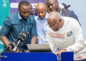 Le Premier ministre lance  » Ma Constitution.info » et appelle chaque guinéen à s&rsquo;approprier le projet 