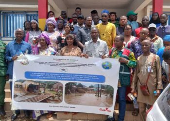 Prévention des risques d&rsquo;inondations dans le Grand Conakry: Une équipe du Ministère de l&rsquo;Environnement est sur le terrain pour la sensibilisation 