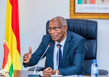 Crise de liquidité en Guinée:  Le premier ministre Bah Oury  rejette l&rsquo;approche du Gouverneur de la Banque Centrale