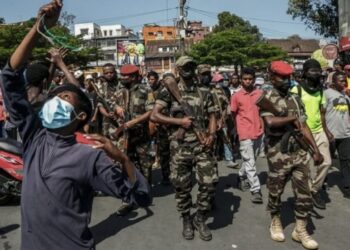 Madagascar : l’armée contrôle Antananarivo la capitale  et le président Rajoelina a quitté la ville