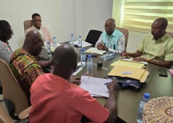 Réunion d’échange sur la procédure administrative et les documents juridiques des EIES en Guinée entre l’AGEE et l’ONG SADD (Togo)