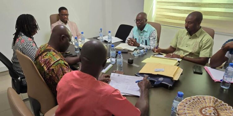 Réunion d’échange sur la procédure administrative et les documents juridiques des EIES en Guinée entre l’AGEE et l’ONG SADD (Togo)