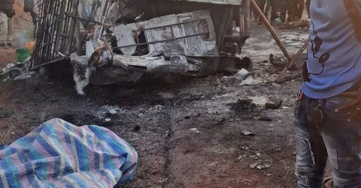 Accident mortel de la circulation routière survenu à Gnèguèya à Kindia: 08 morts et un blessé avec d&rsquo;importants dégâts matériels ( Communiqué AGUISER)