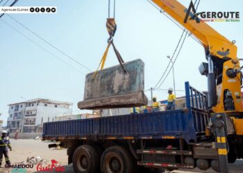 AGEROUTE Guinée SA à l’œuvre dès la libération des emprises : une action concrète pour une voirie urbaine durable