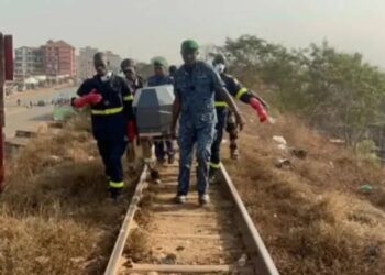 Tragique accident ferroviaire à Enta-Nord : un homme retrouvé mort sur les rails