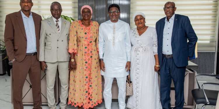 Guinée: l&rsquo;intersyndicale de l&rsquo;éducation reçu en audience par le Ministre Alpha Bacar Barry