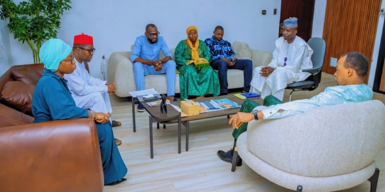 Synergie État-PME pour une valorisation durable des déchets: une rencontre stratégique s&rsquo;est tenue à Conakry