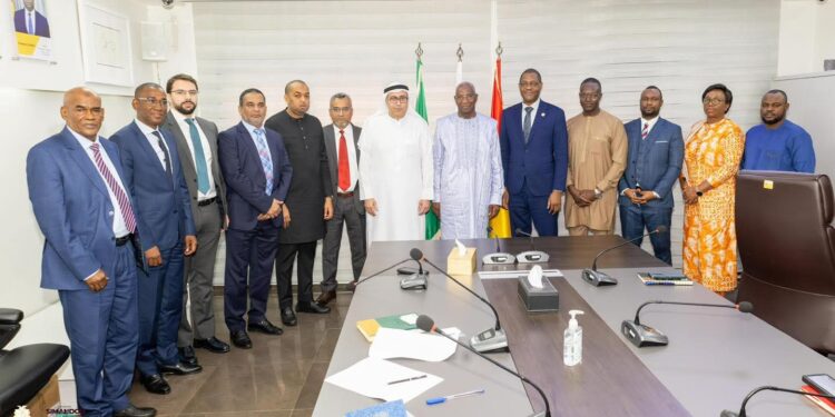 Le Premier ministre Amadou Oury Bah reçoit une délégation d’investisseurs émiratis pour des projets d’envergure