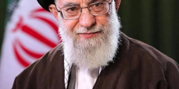Iran : qui pourrait succéder au guide suprême, Ali Khamenei ?