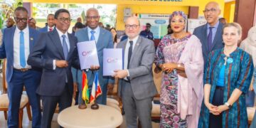 Remise des programmes revisés de CP1 et CP2 : la Guinée modernise son système éducatif