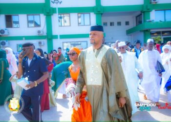 Aïd El-Fitr 2026: le Ministre Aboubacar CAMARA accomplit son devoir religieux au Stade Petit Sory de Nongo