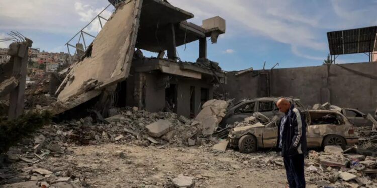 Guerre au Moyen-Orient: plus de 50 secouristes libanais tués depuis le début de la guerre